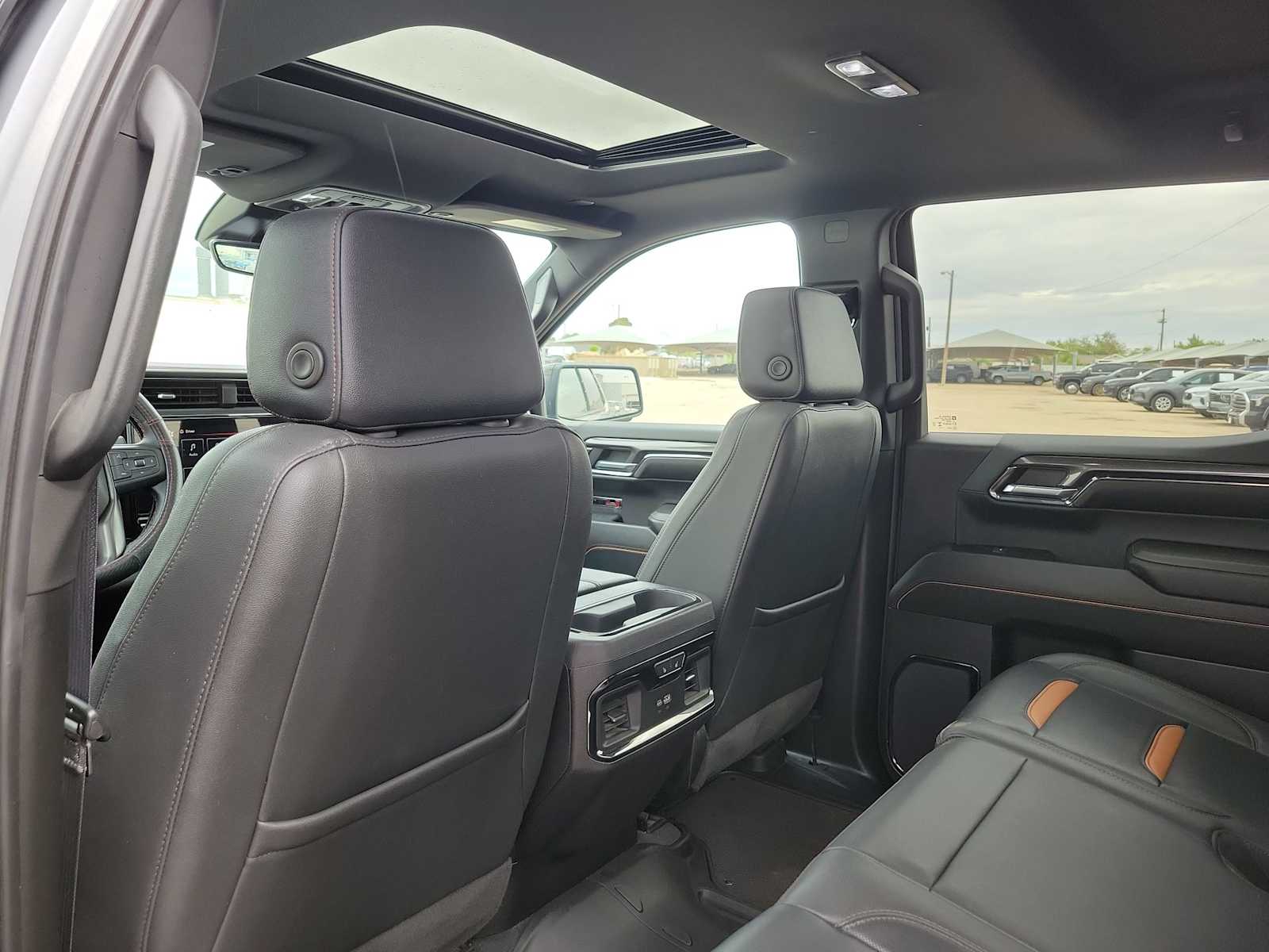 Thumbnail: 2024 GMC Sierra 1500 - 16