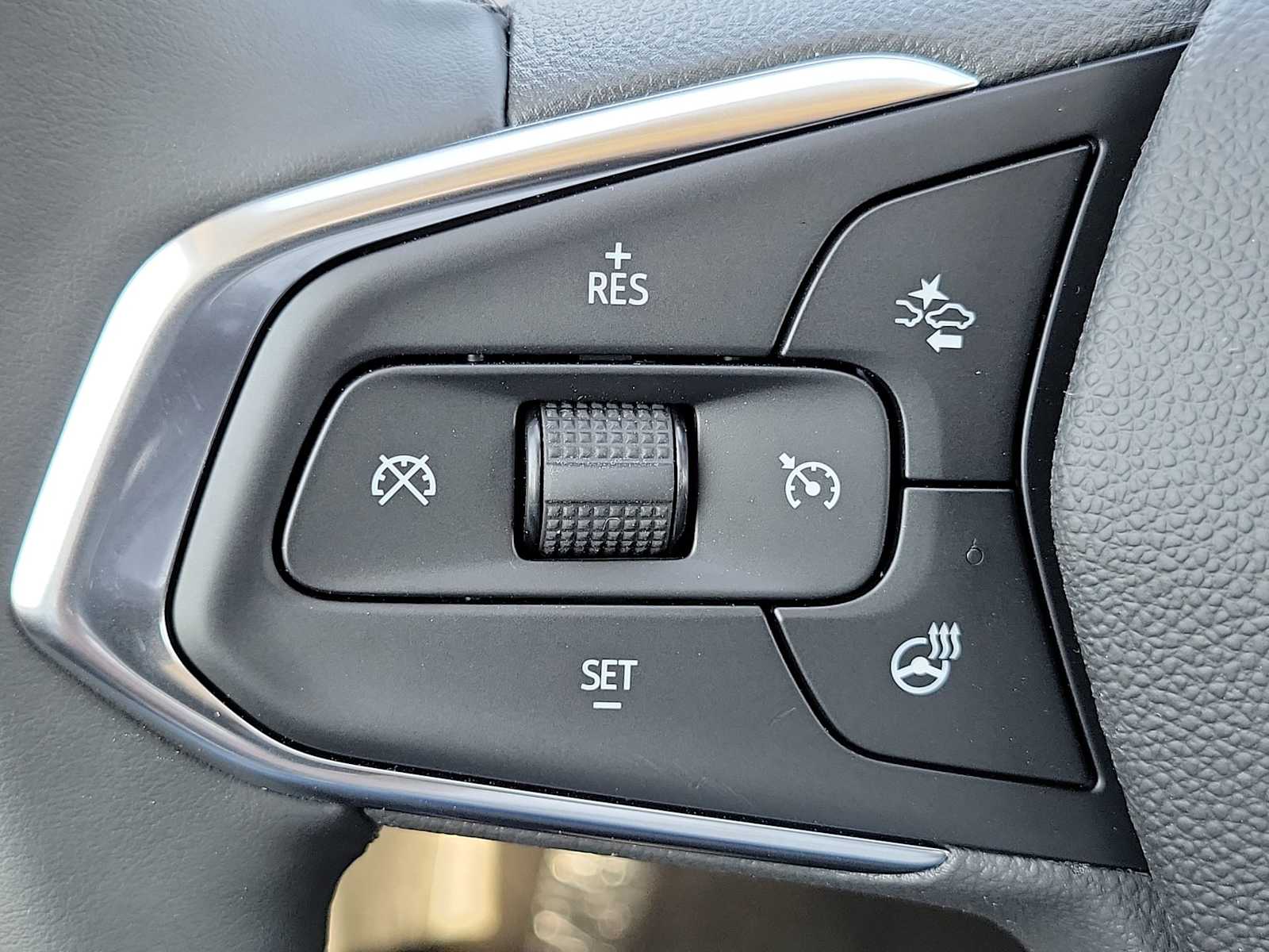 Thumbnail: 2026 Chevrolet Trax - 23