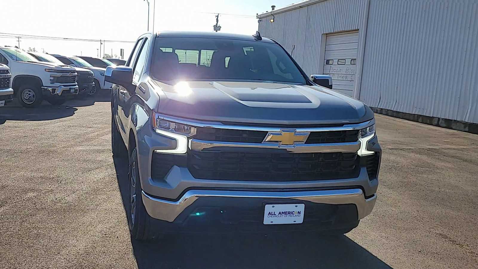 Thumbnail: 2026 Chevrolet Silverado 1500 - 3