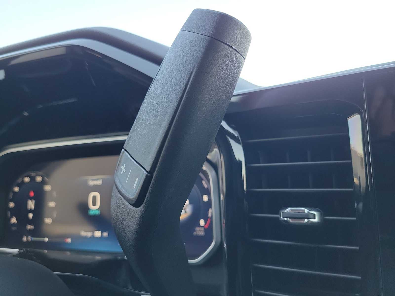 Thumbnail: 2026 Chevrolet Silverado 1500 - 25