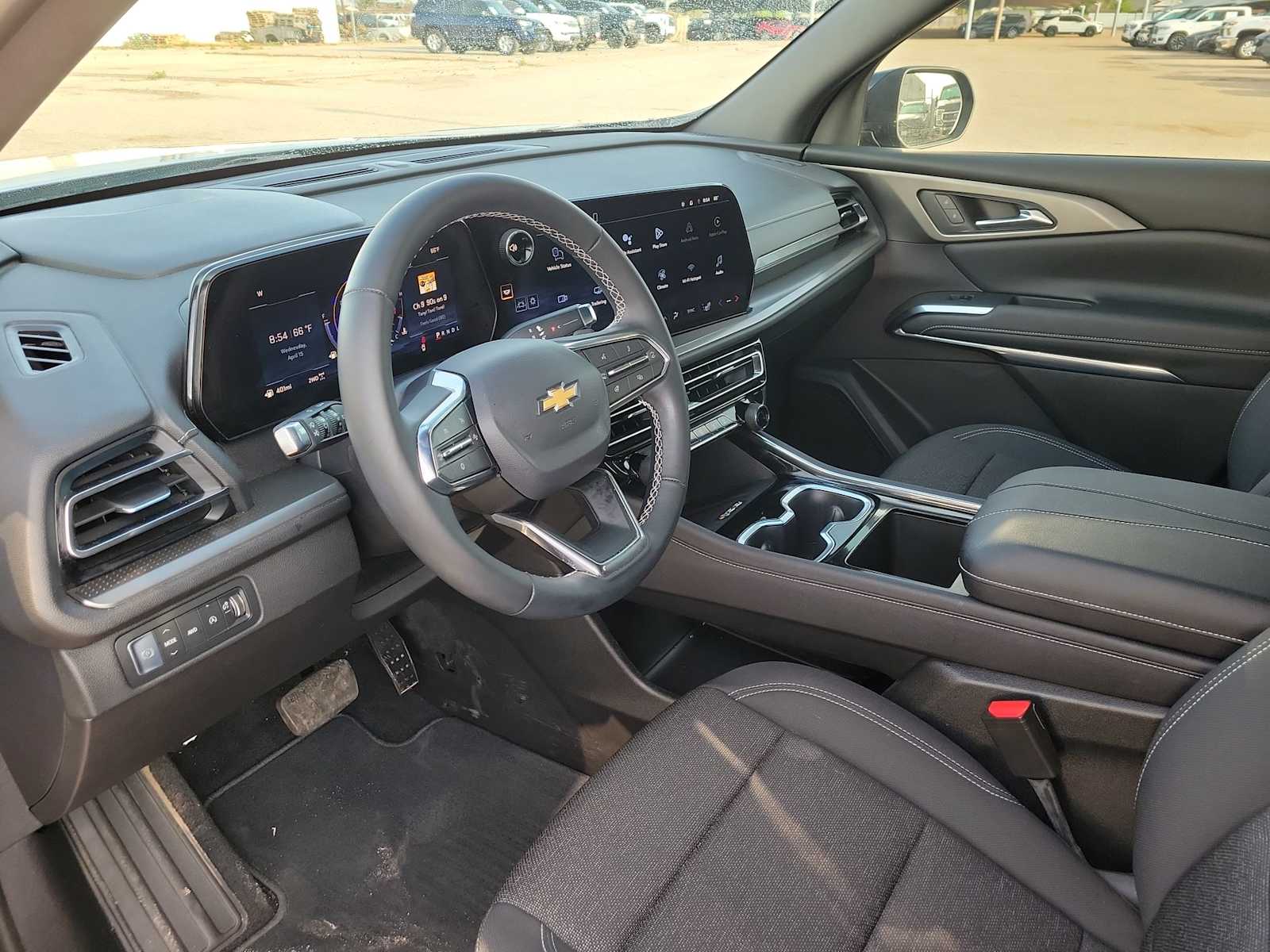 Thumbnail: 2026 Chevrolet Traverse - 10