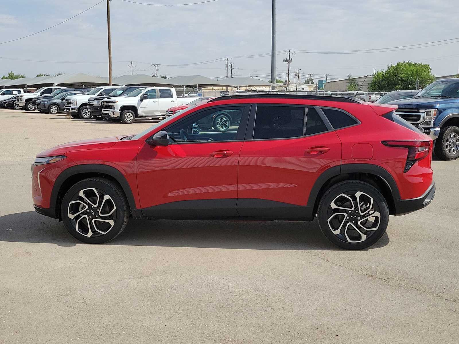 Thumbnail: 2026 Chevrolet Trax - 5