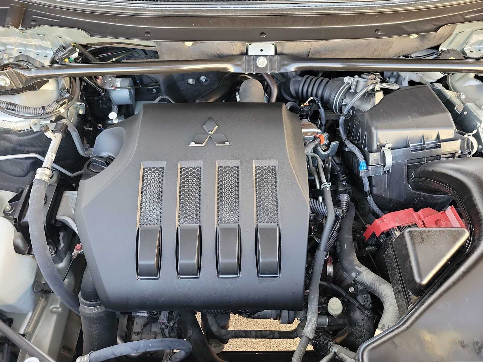 Thumbnail: 2024 Mitsubishi Eclipse Cross - 13