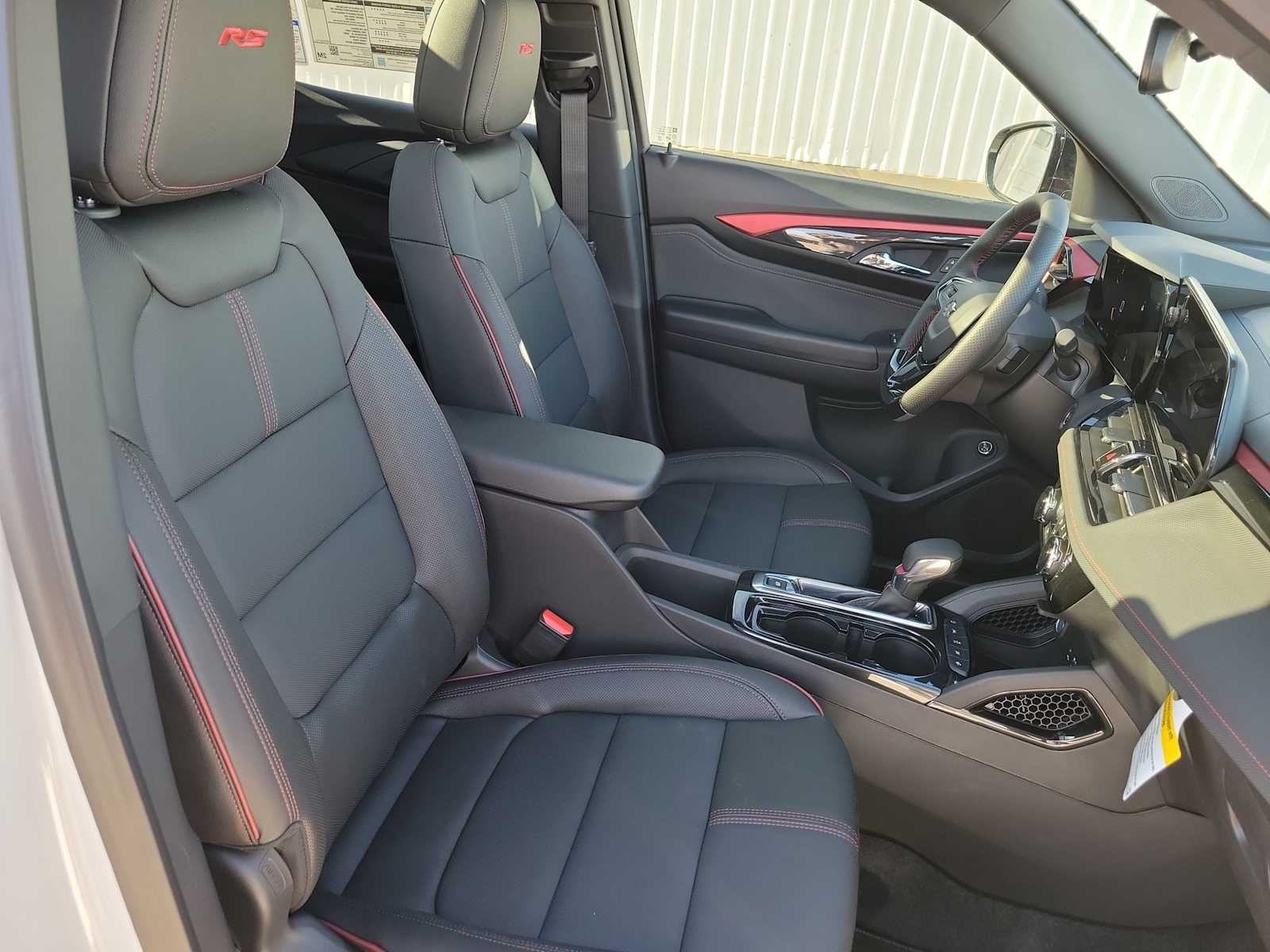 Thumbnail: 2026 Chevrolet TrailBlazer - 18