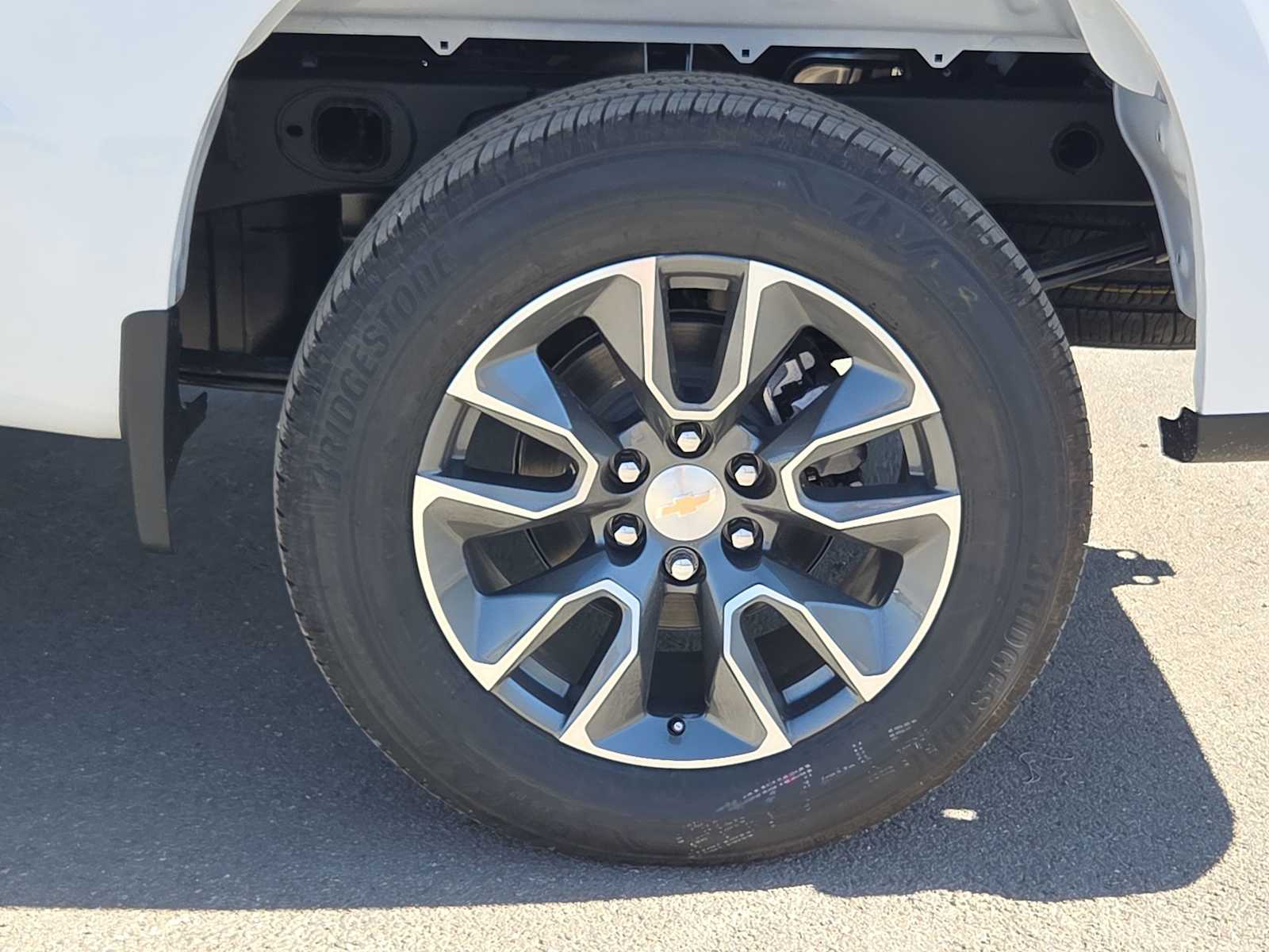 Thumbnail: 2026 Chevrolet Silverado 1500 - 16