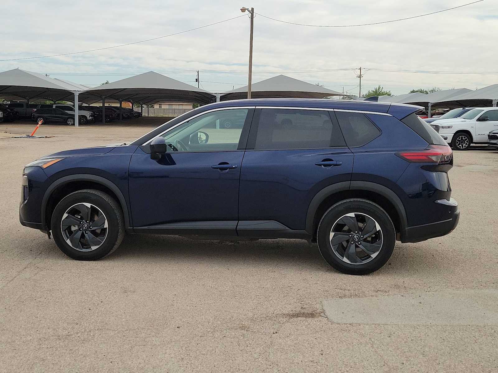 Thumbnail: 2025 Nissan Rogue - 5