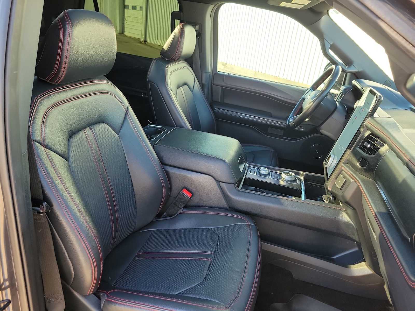 Thumbnail: 2022 Ford Expedition - 18