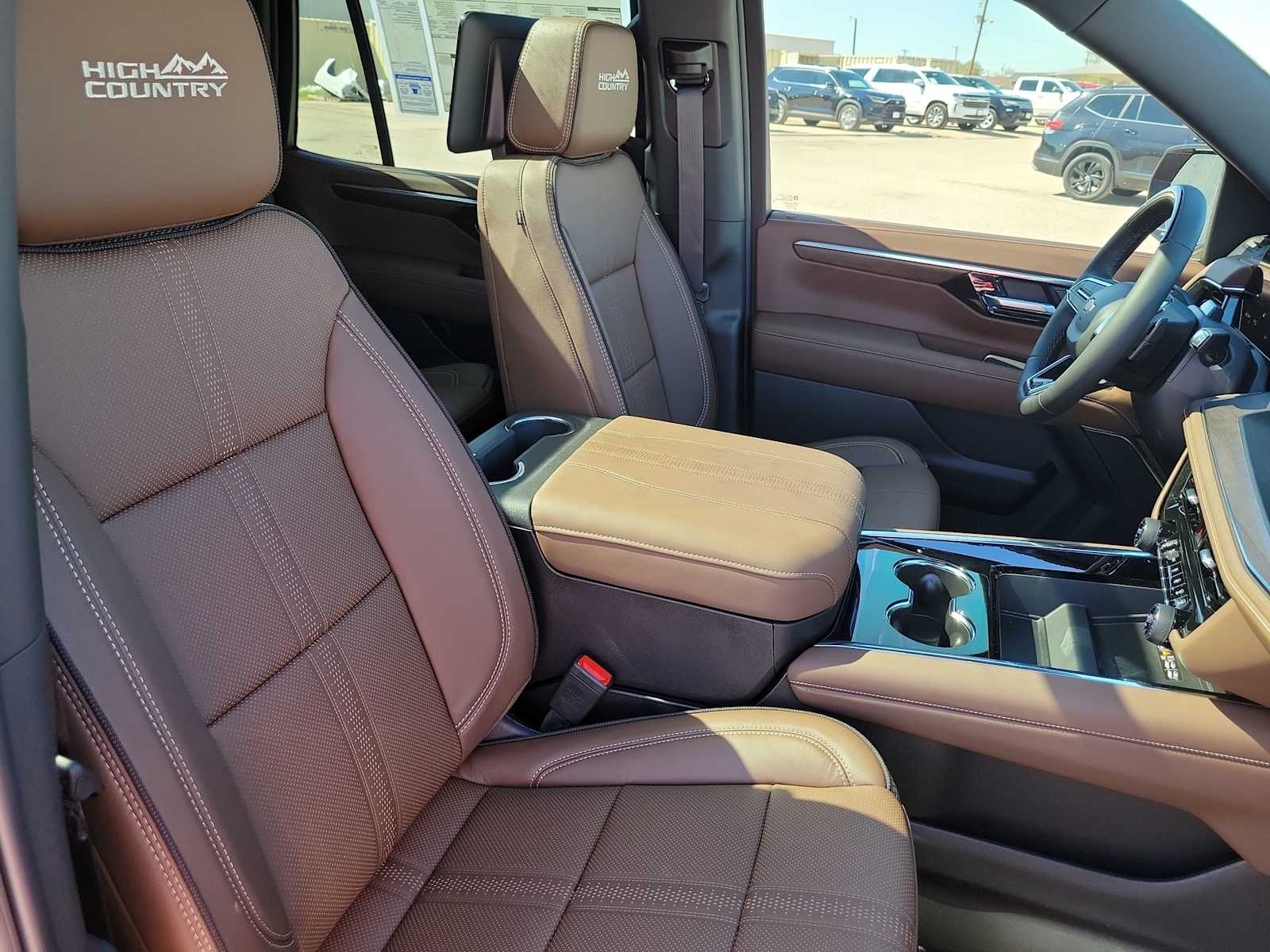 Thumbnail: 2026 Chevrolet Tahoe - 22