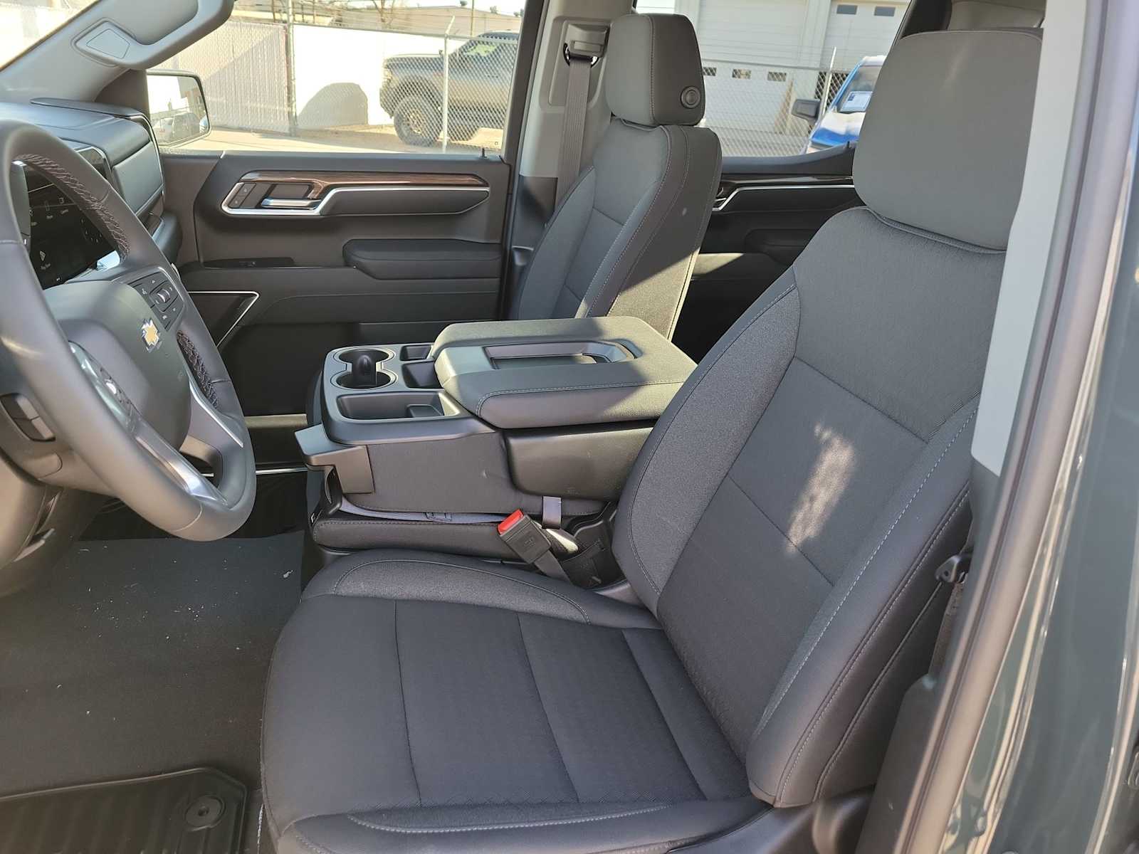 Thumbnail: 2026 Chevrolet Silverado 1500 - 15