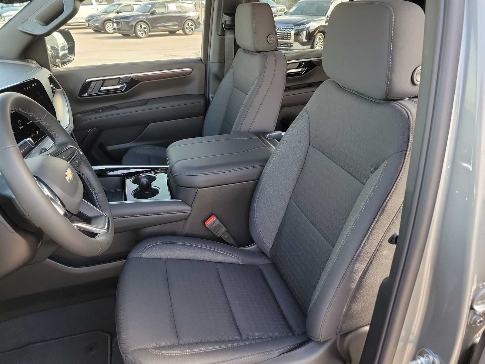 Thumbnail: 2026 Chevrolet Tahoe - 15