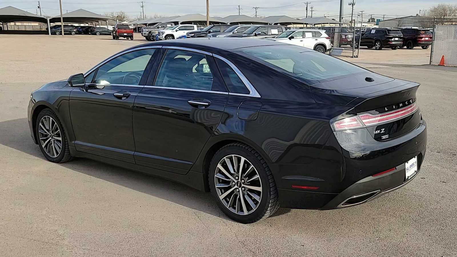Thumbnail: 2017 Lincoln MKZ - 6