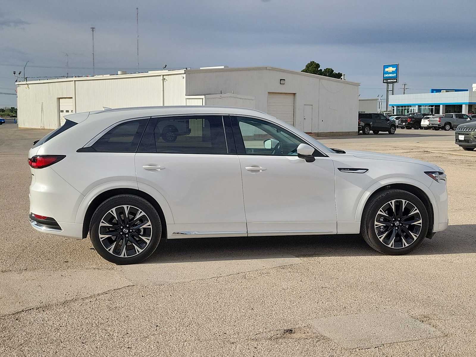 Thumbnail: 2025 Mazda CX-90 - 9