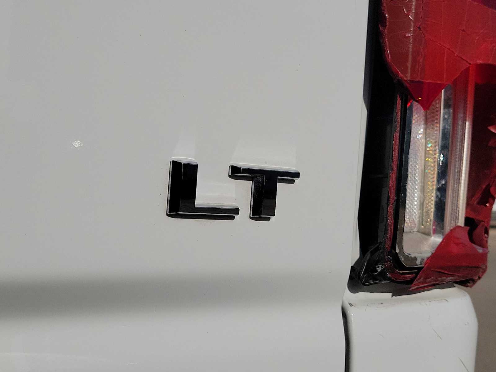 Thumbnail: 2022 Chevrolet Silverado 3500 - 11