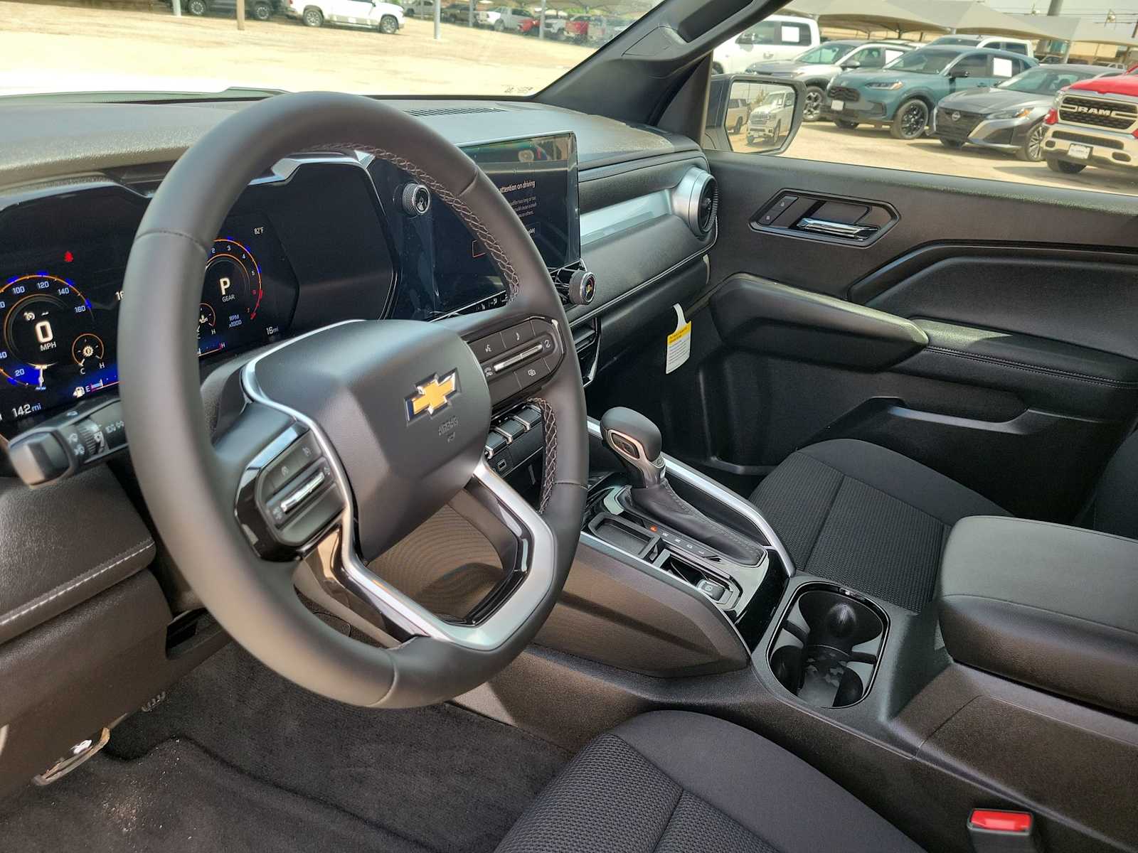 Thumbnail: 2026 Chevrolet Colorado - 10