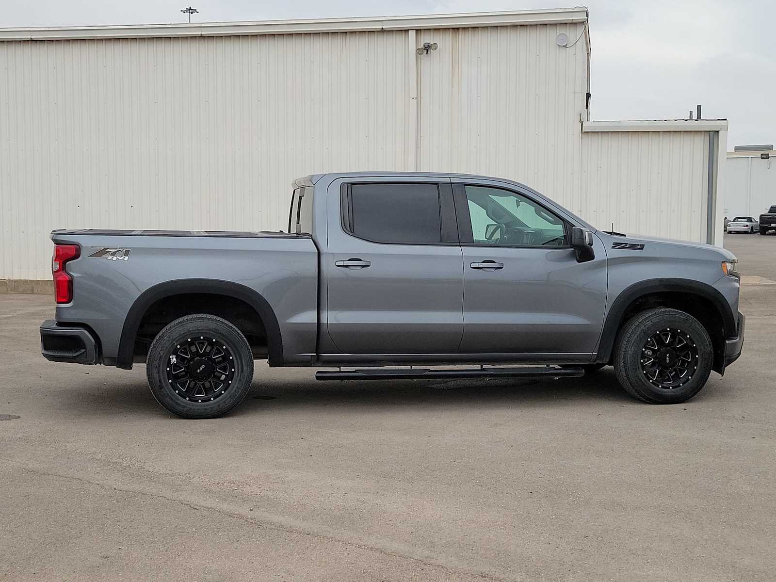 Thumbnail: 2020 Chevrolet Silverado 1500 - 9