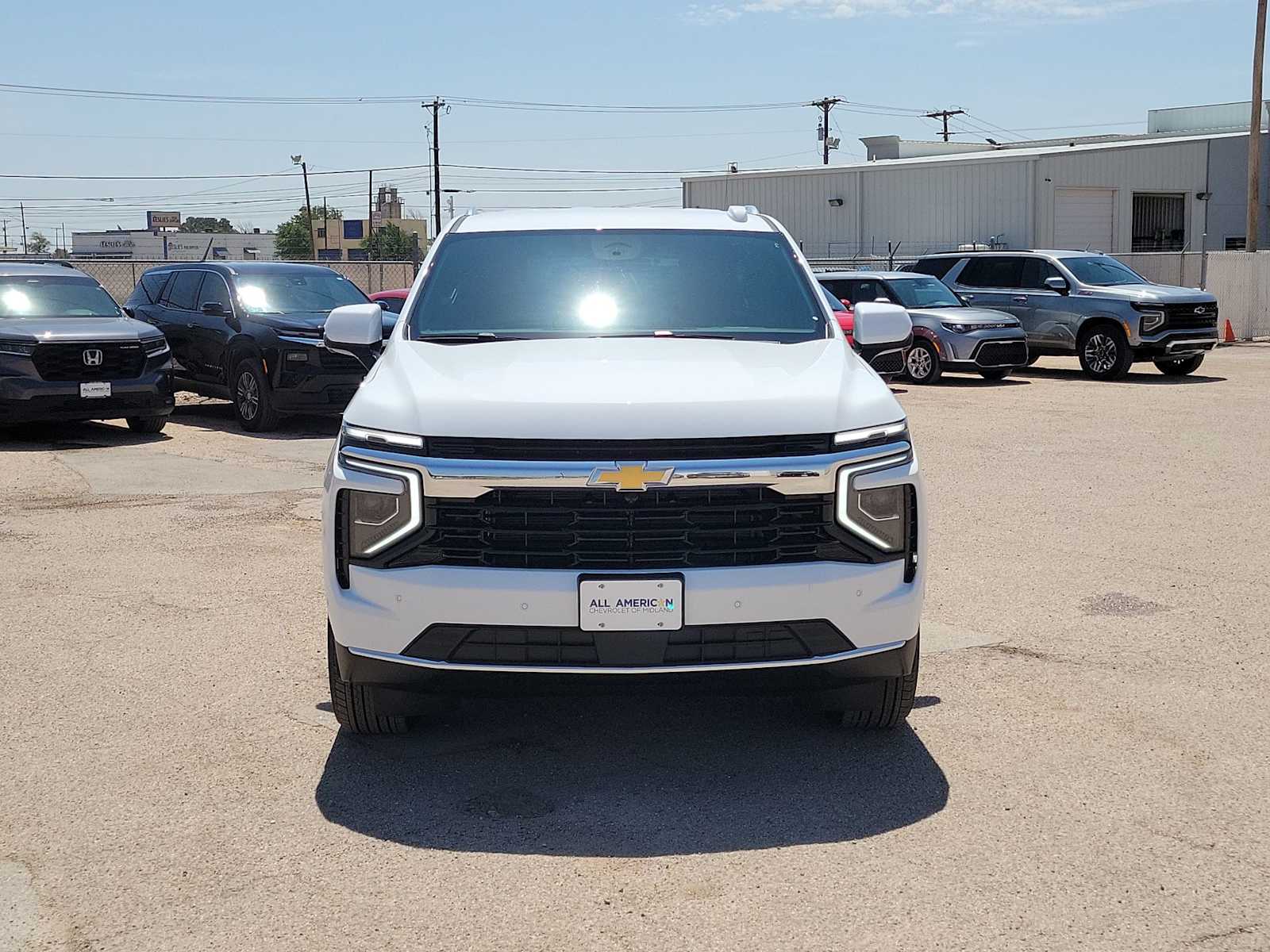 Thumbnail: 2026 Chevrolet Suburban - 3