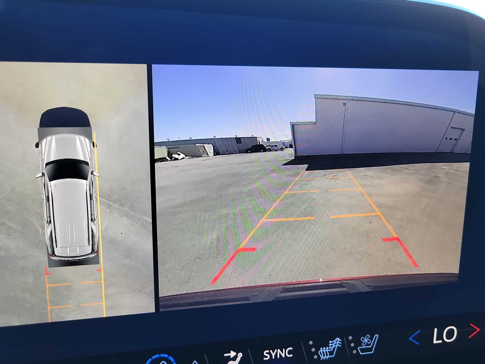 Thumbnail: 2026 Chevrolet Tahoe - 28