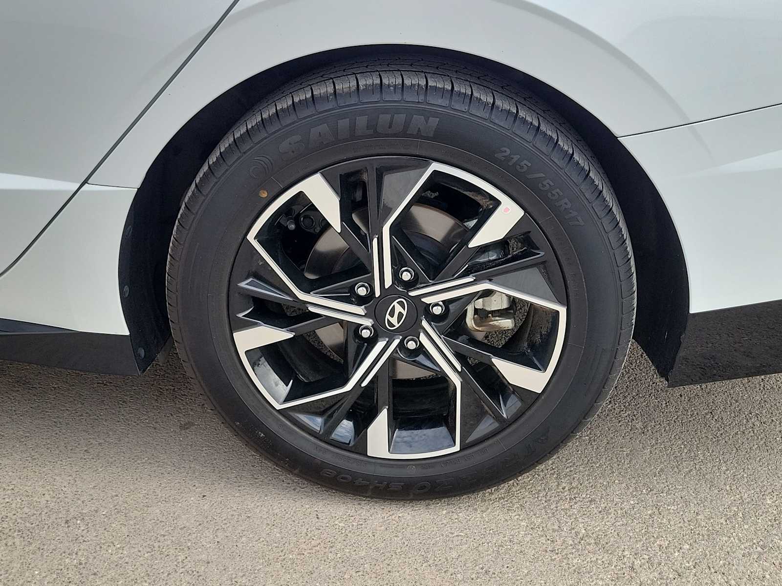 Thumbnail: 2024 Hyundai Sonata - 12