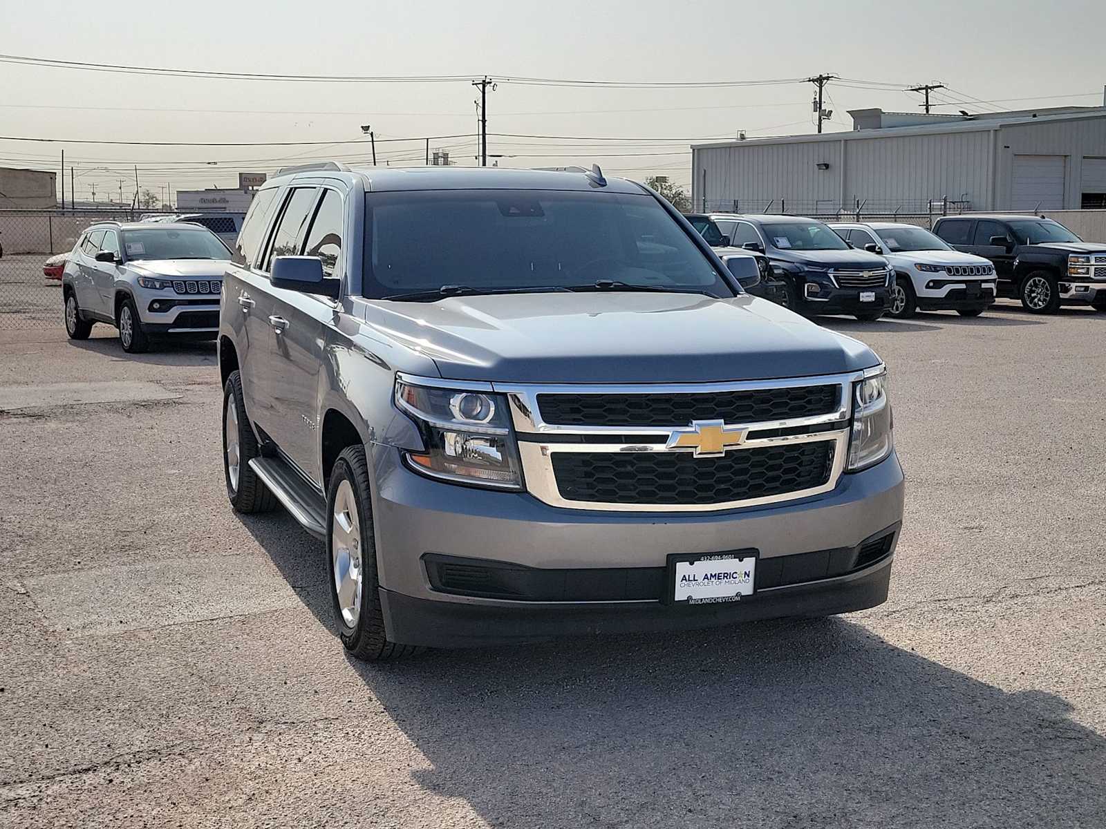 Thumbnail: 2019 Chevrolet Tahoe - 2