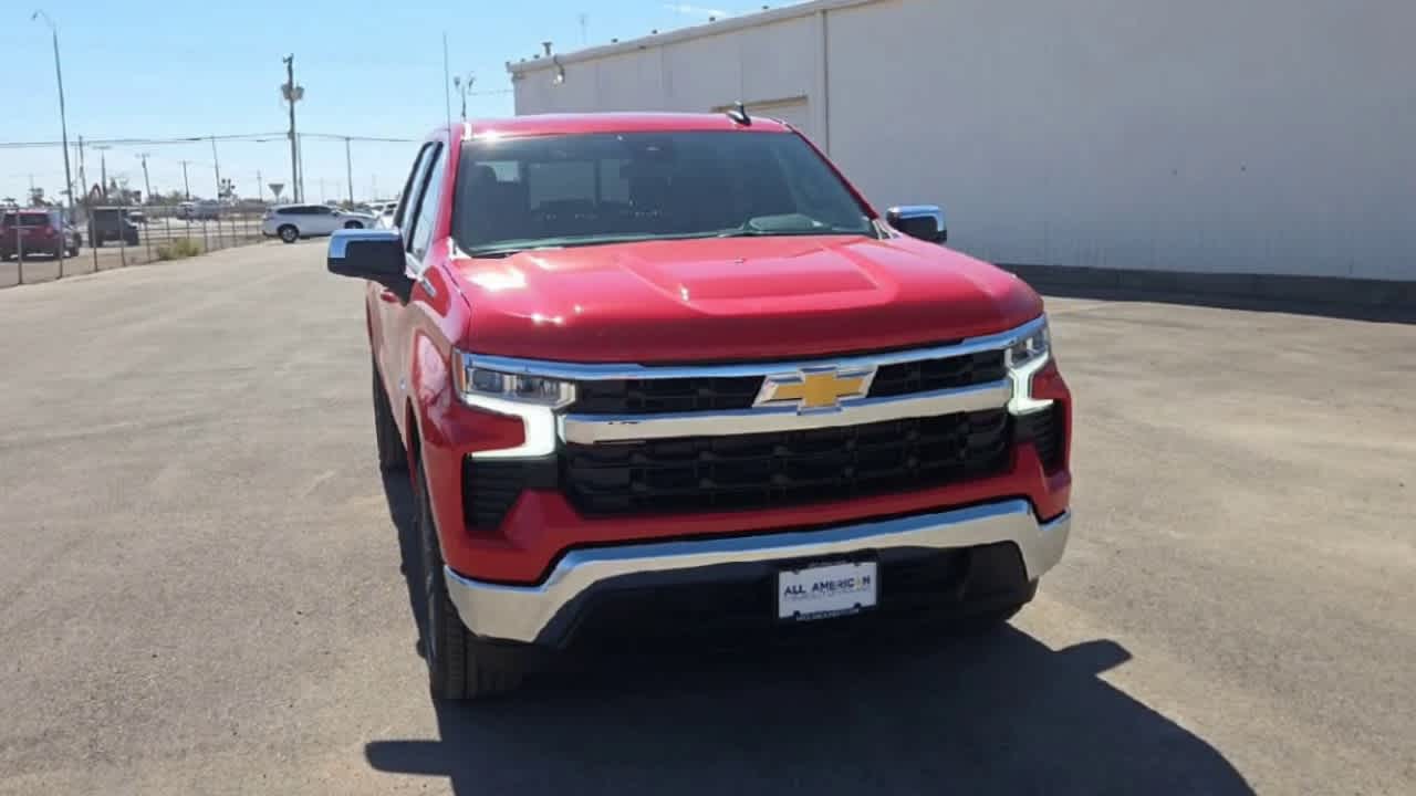 Thumbnail: 2026 Chevrolet Silverado 1500 - 3