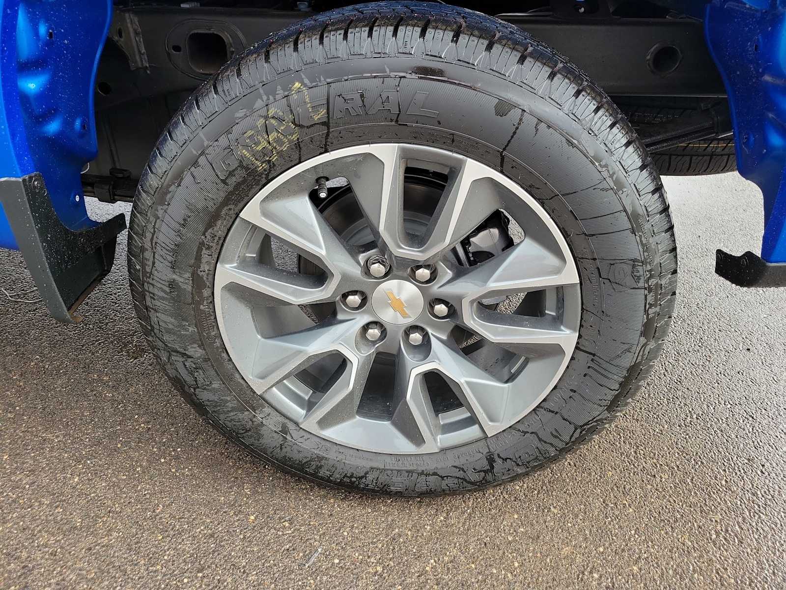 Thumbnail: 2026 Chevrolet Silverado 1500 - 16