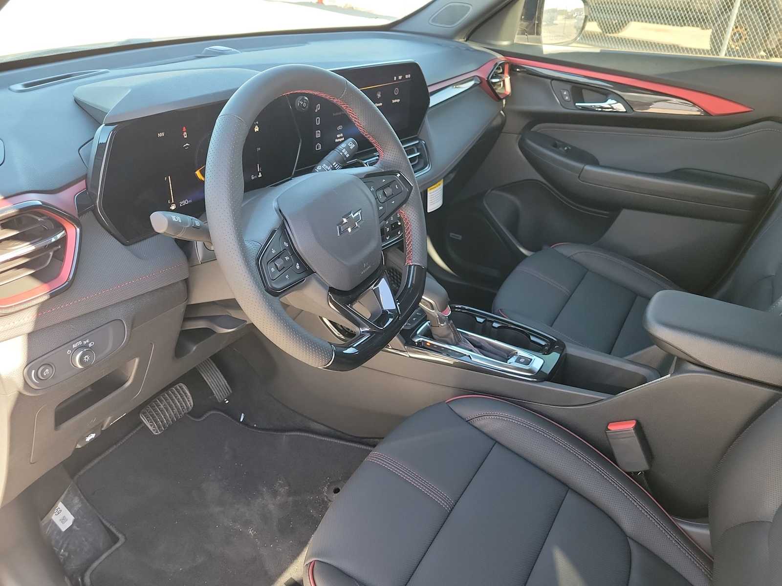 Thumbnail: 2026 Chevrolet TrailBlazer - 10