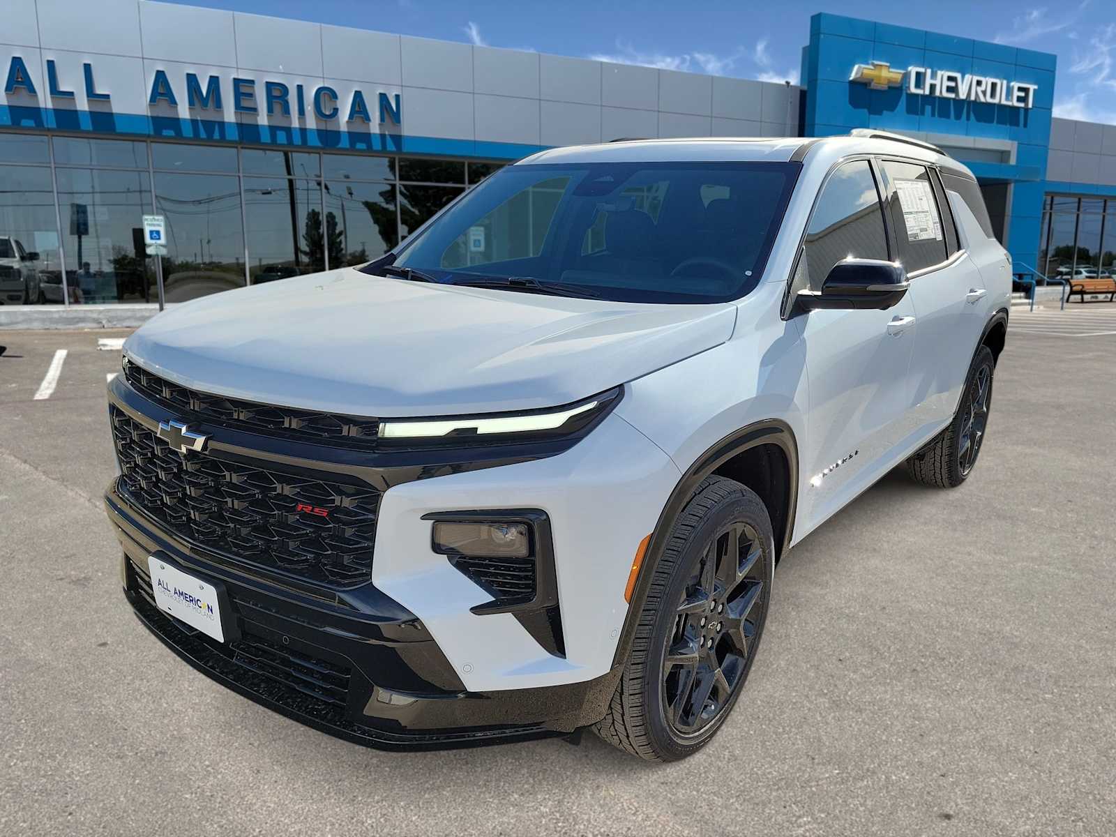 Thumbnail: 2026 Chevrolet Traverse - 1