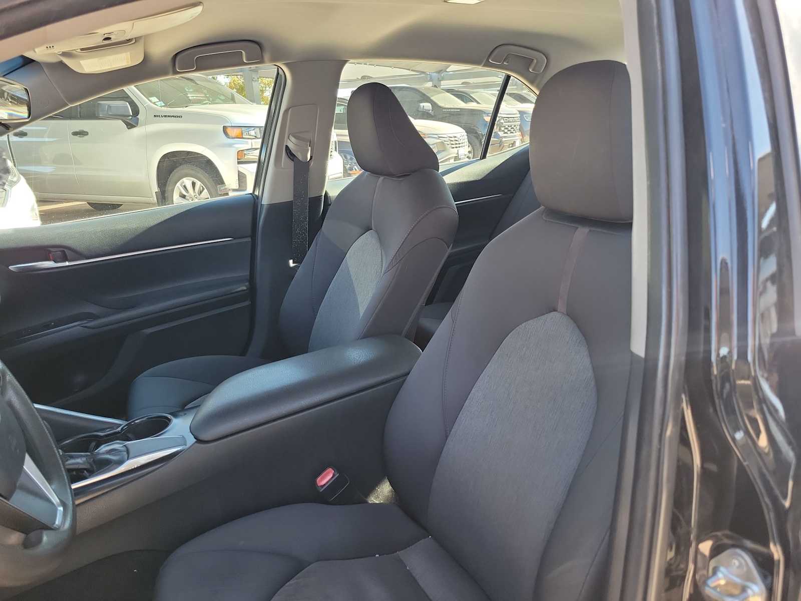 Thumbnail: 2018 Toyota Camry - 11