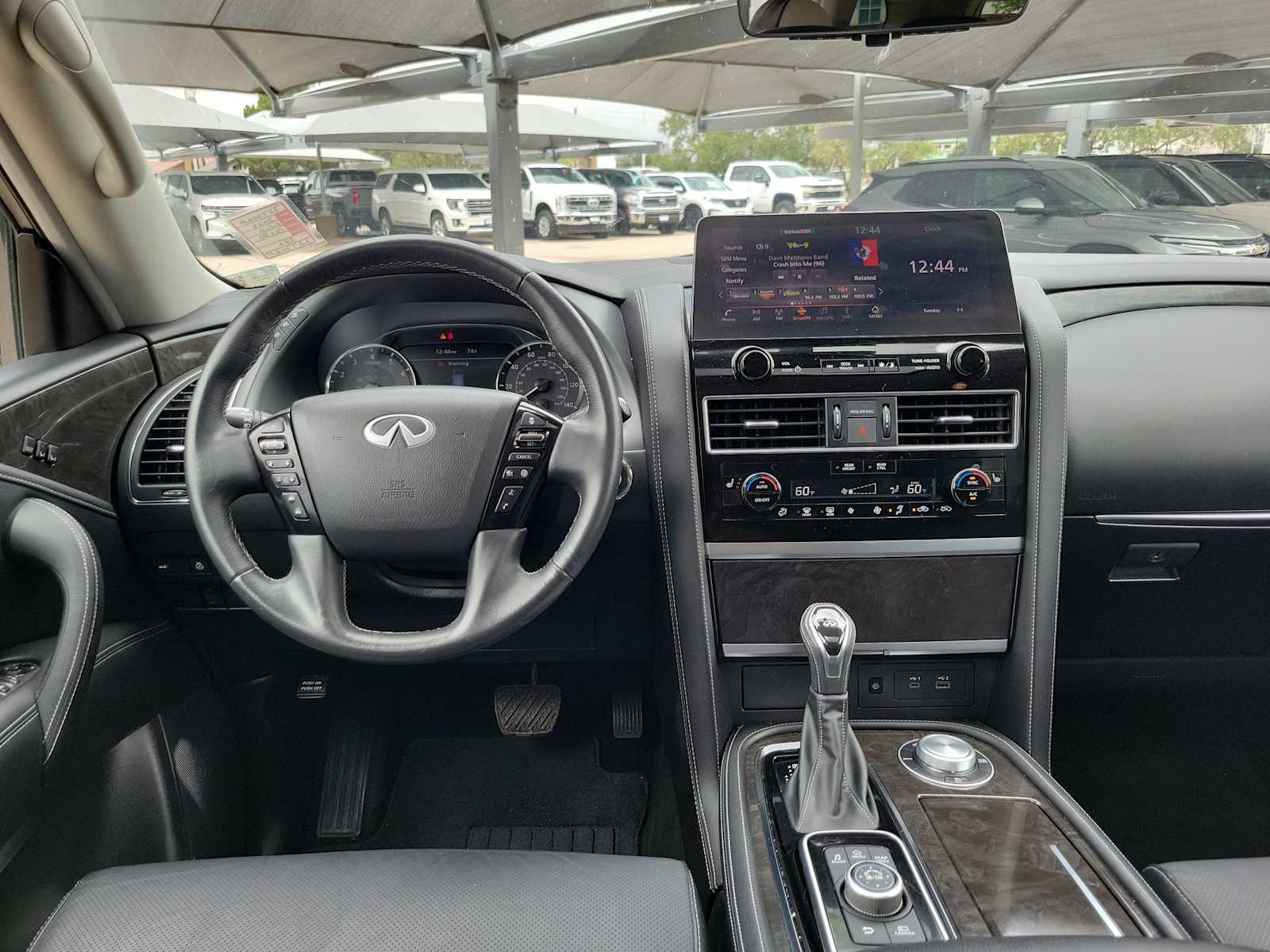 Thumbnail: 2024 INFINITI QX80 - 10