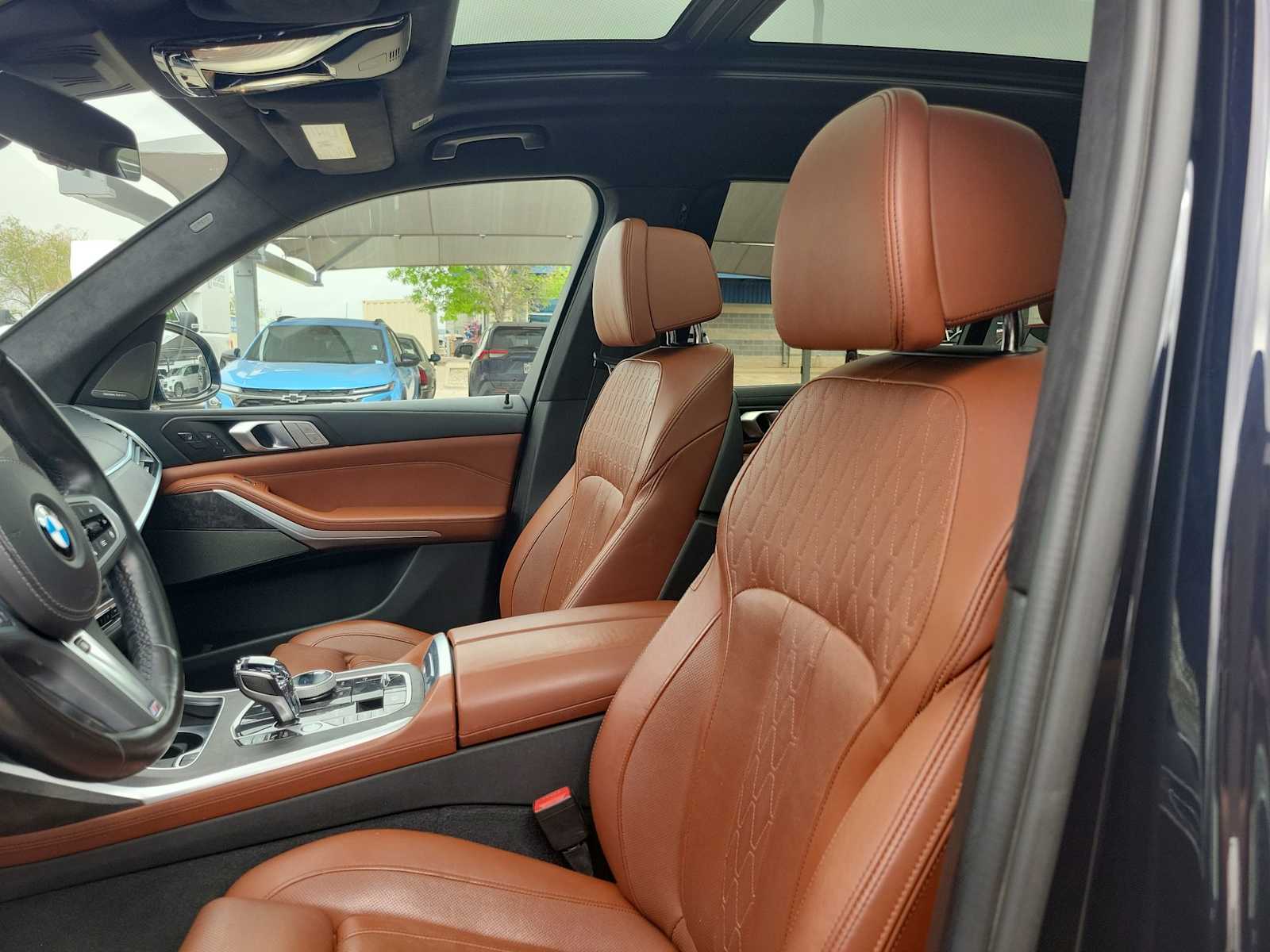 Thumbnail: 2022 BMW X7 - 15