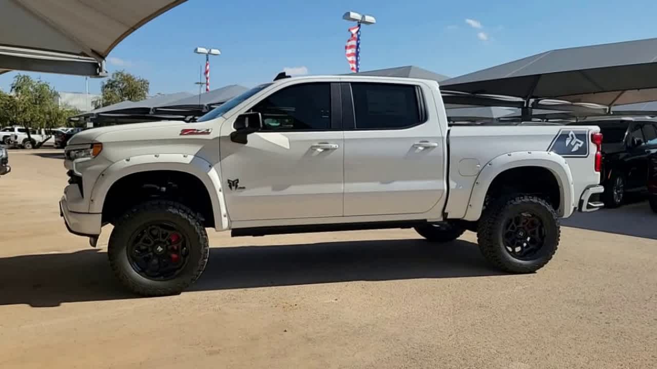 Thumbnail: 2025 Chevrolet Silverado 1500 - 6
