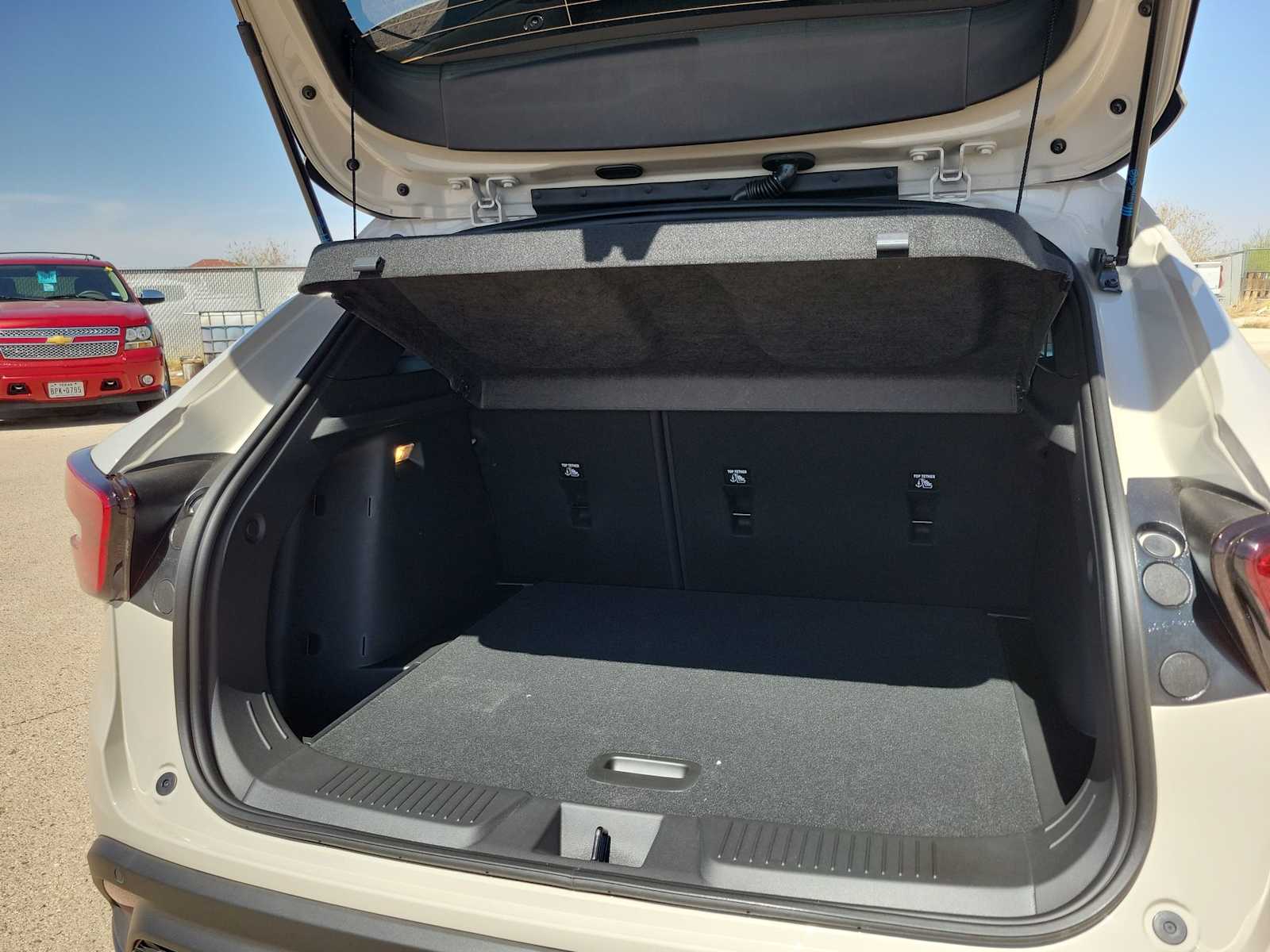 Thumbnail: 2026 Chevrolet Trax - 15