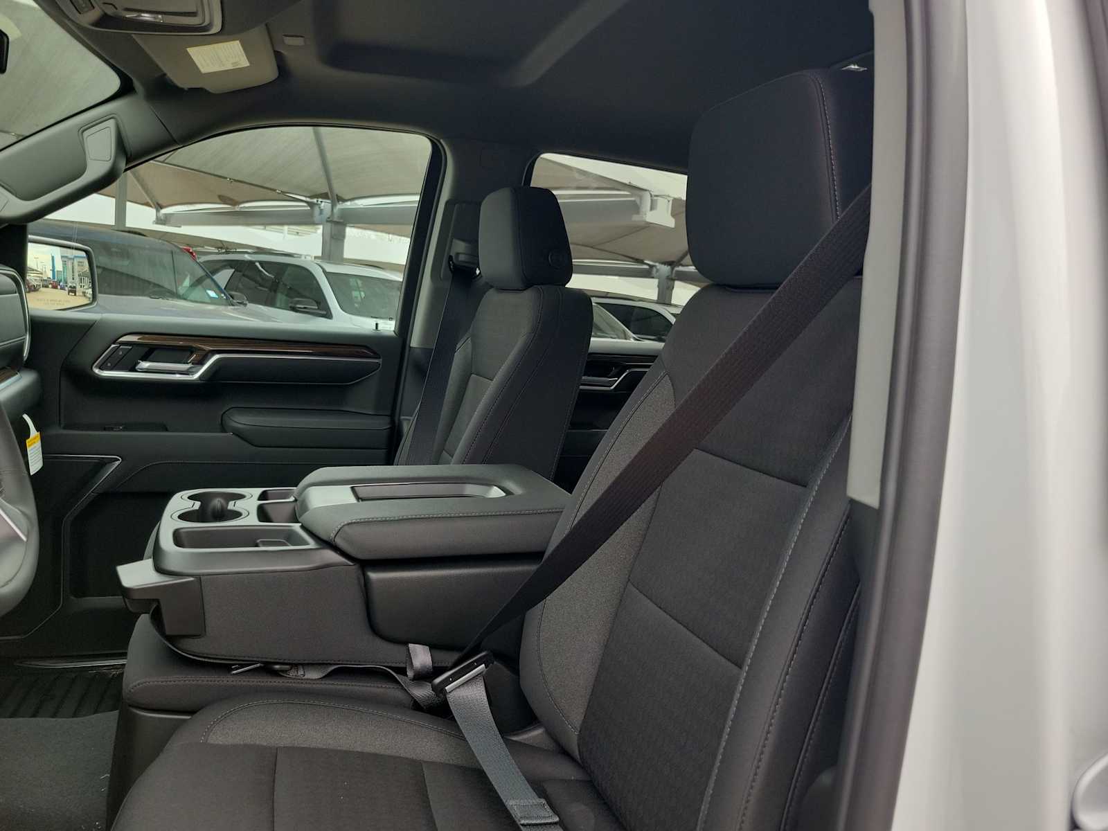 Thumbnail: 2026 Chevrolet Silverado 1500 - 7