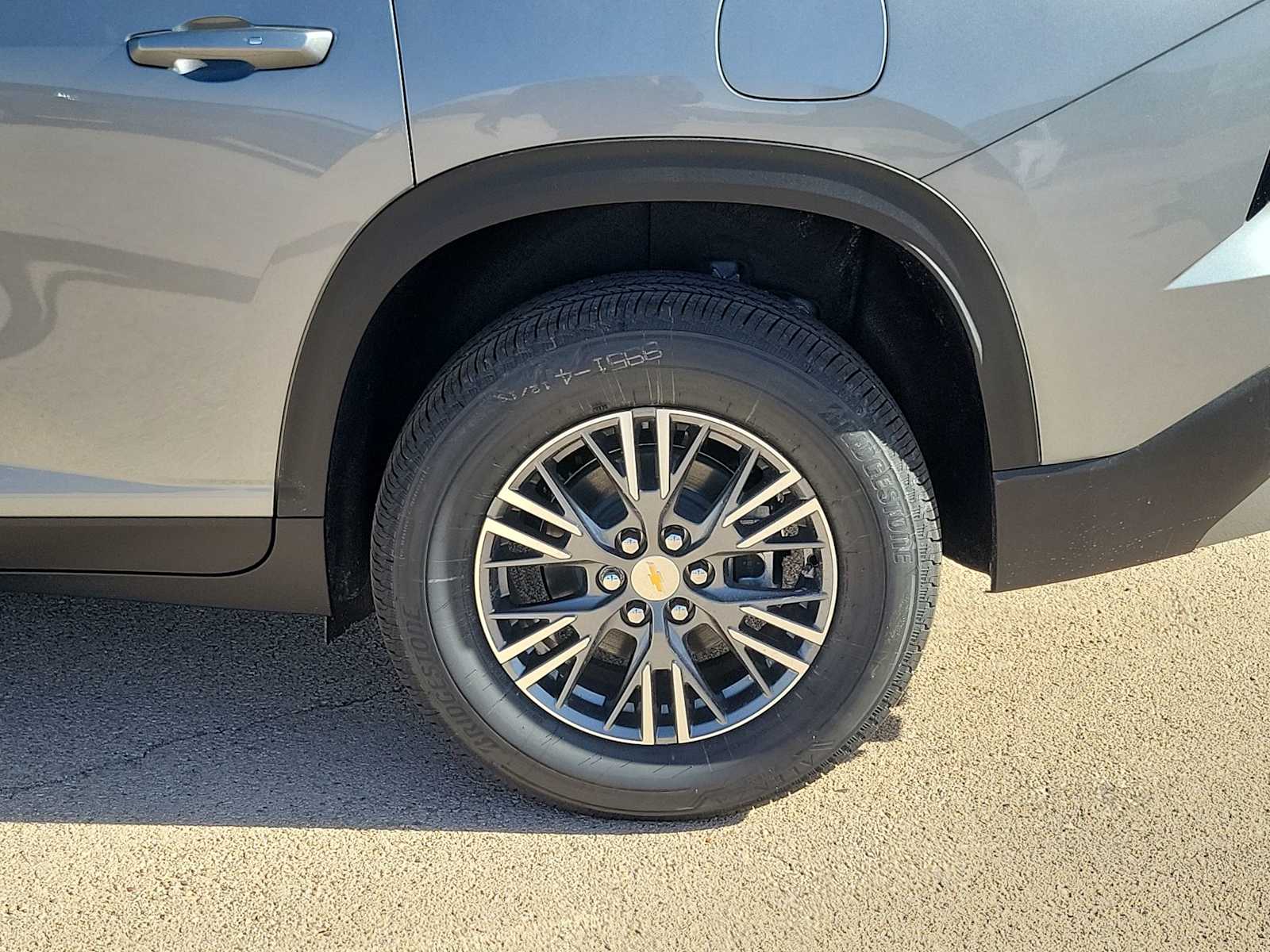 Thumbnail: 2026 Chevrolet Traverse - 8