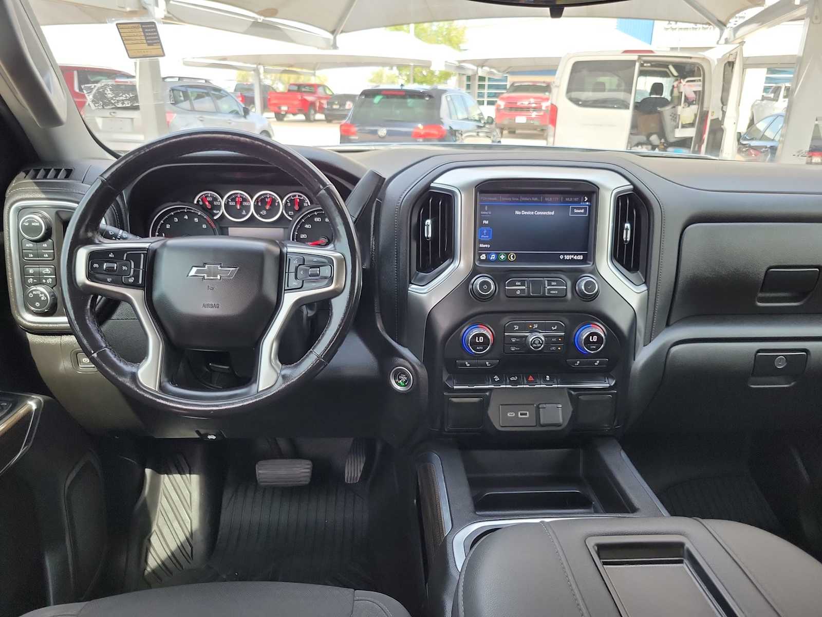 Thumbnail: 2021 Chevrolet Silverado 1500 - 10
