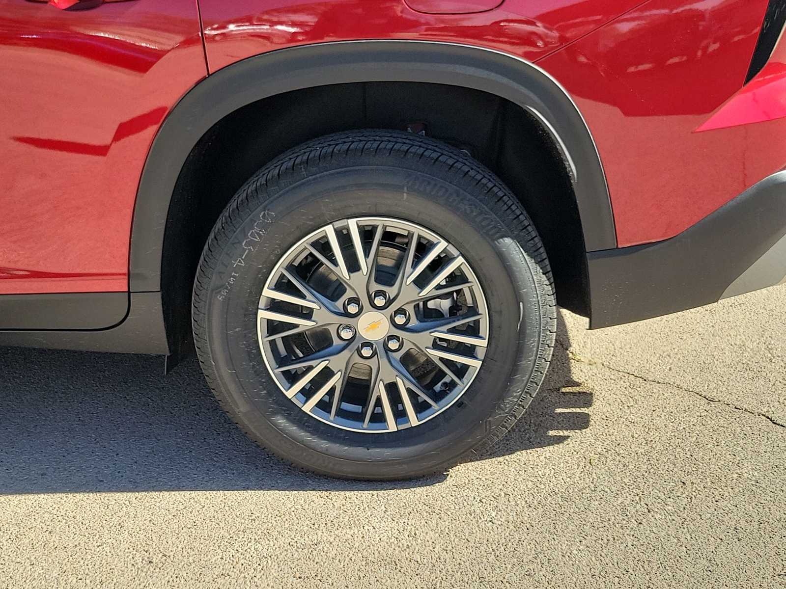 Thumbnail: 2026 Chevrolet Traverse - 8