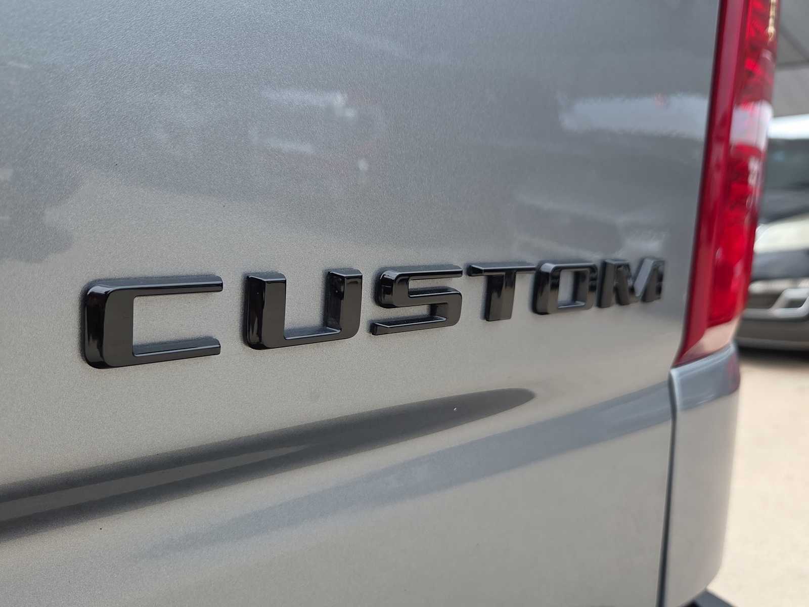 Thumbnail: 2026 Chevrolet Silverado 1500 - 11