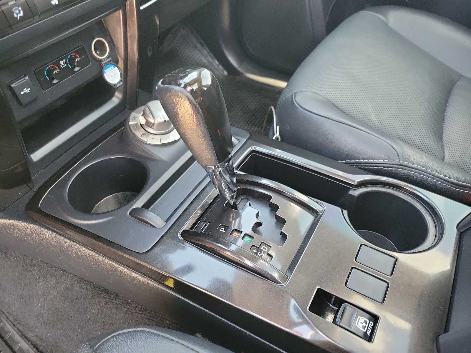 Thumbnail: 2021 Toyota 4Runner - 17