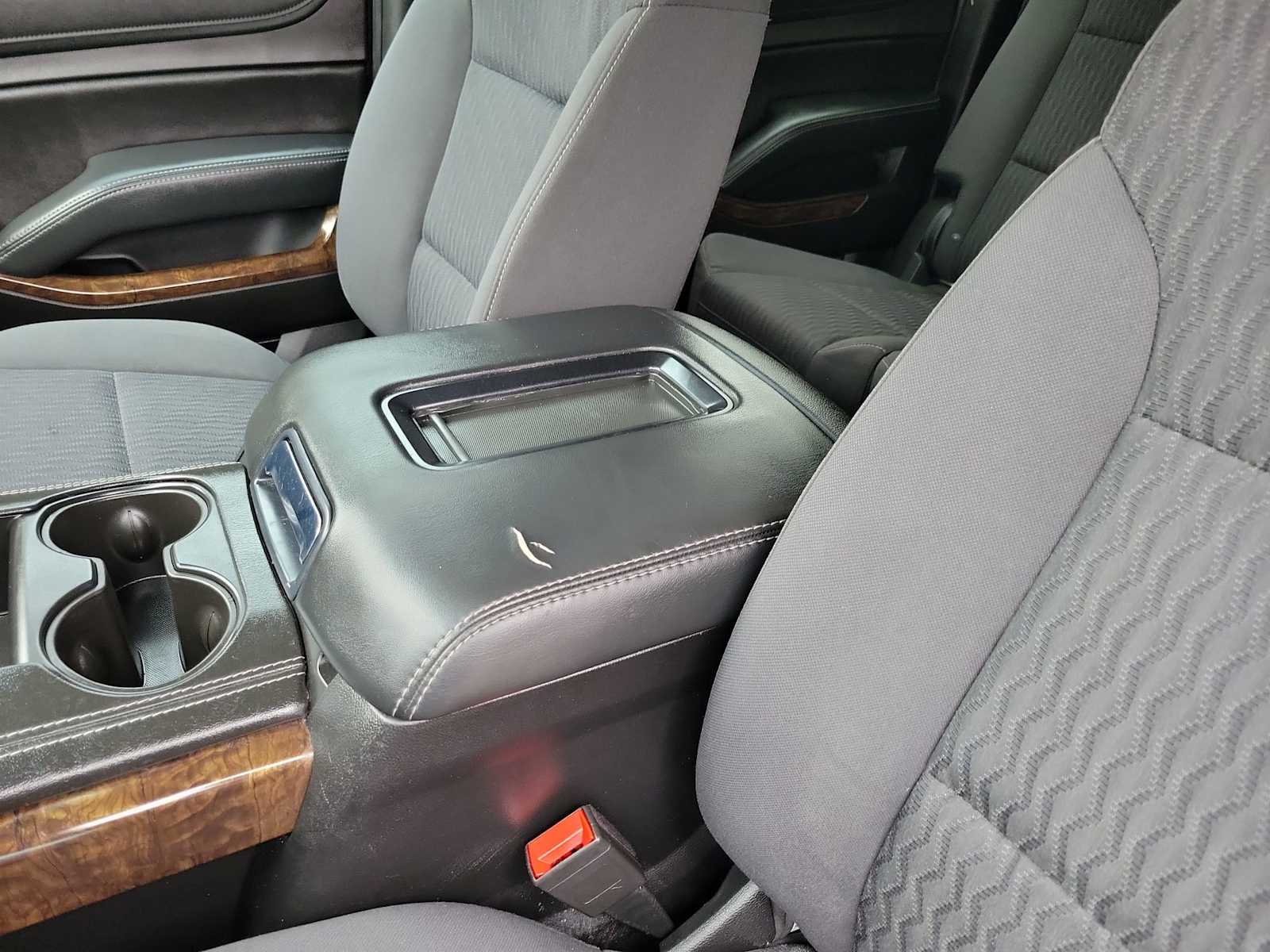 Thumbnail: 2020 Chevrolet Suburban - 16