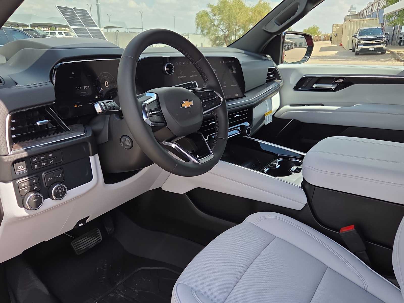 Thumbnail: 2026 Chevrolet Tahoe - 2