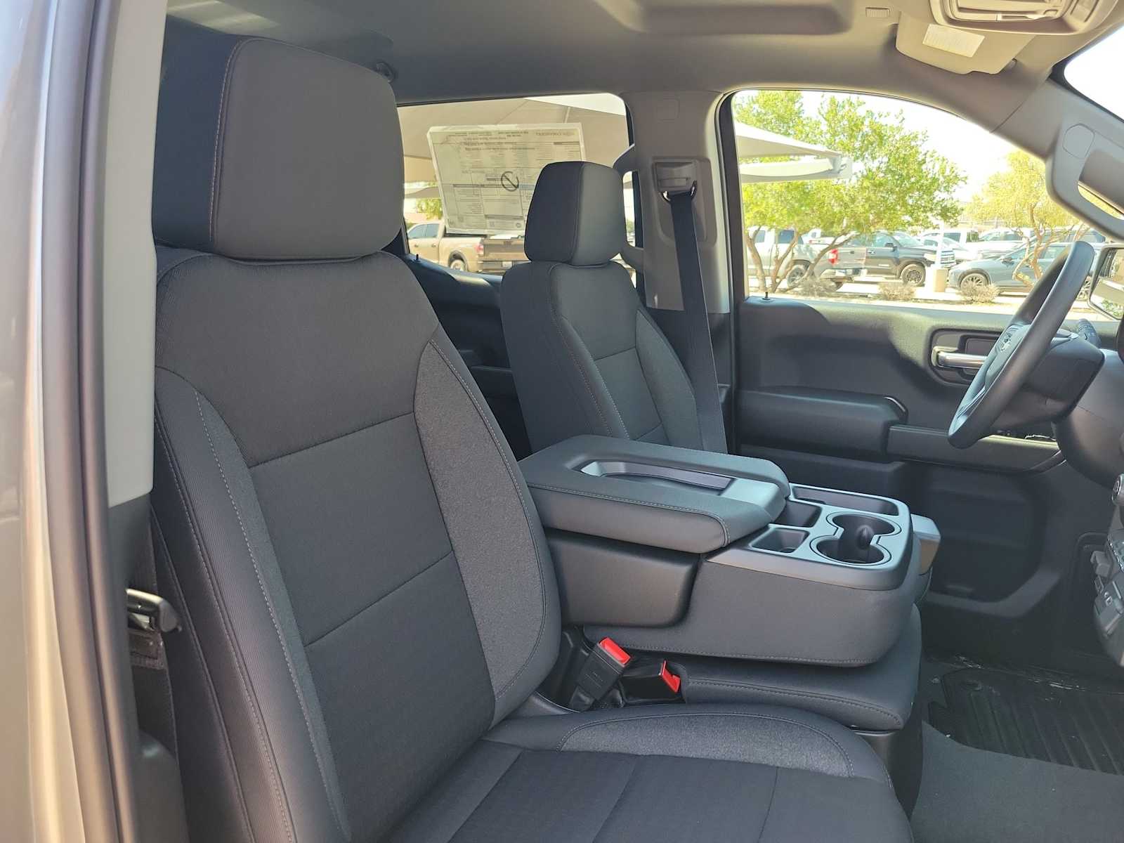 Thumbnail: 2026 Chevrolet Silverado 1500 - 22