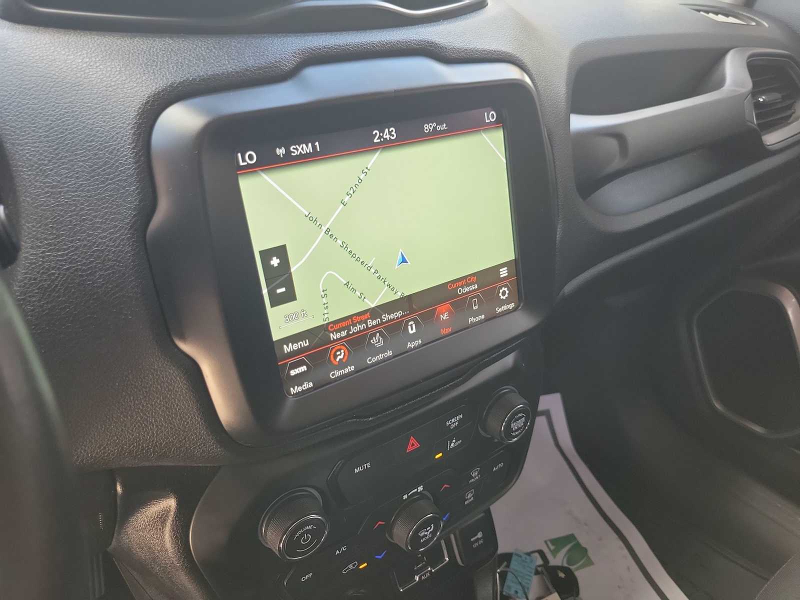 Thumbnail: 2022 Jeep Renegade - 20