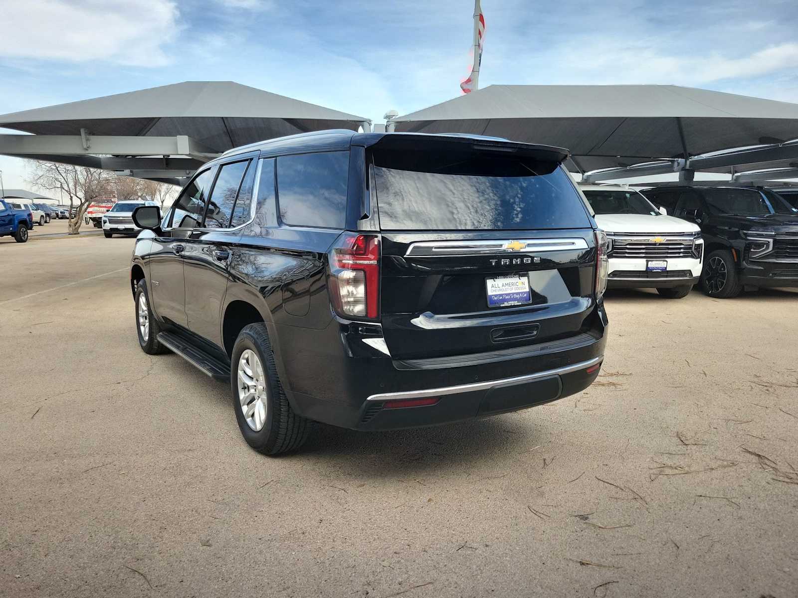 Thumbnail: 2022 Chevrolet Tahoe - 6