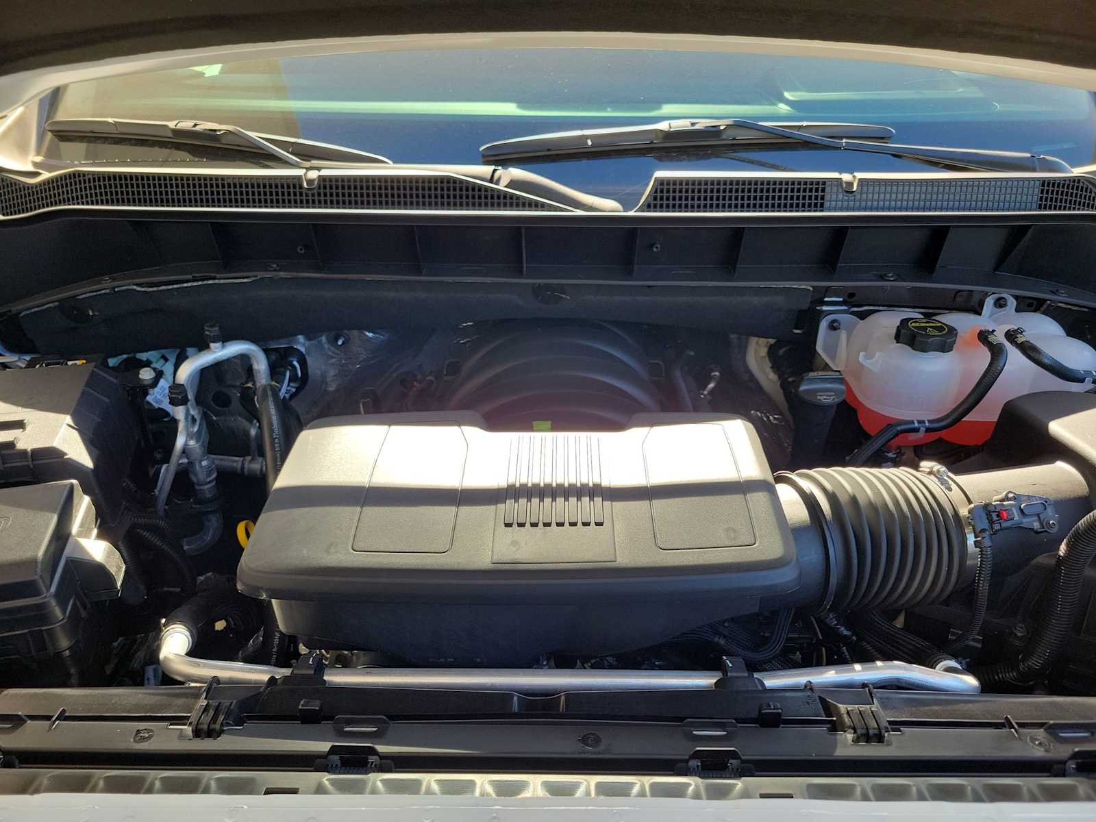 Thumbnail: 2026 Chevrolet Silverado 1500 - 9