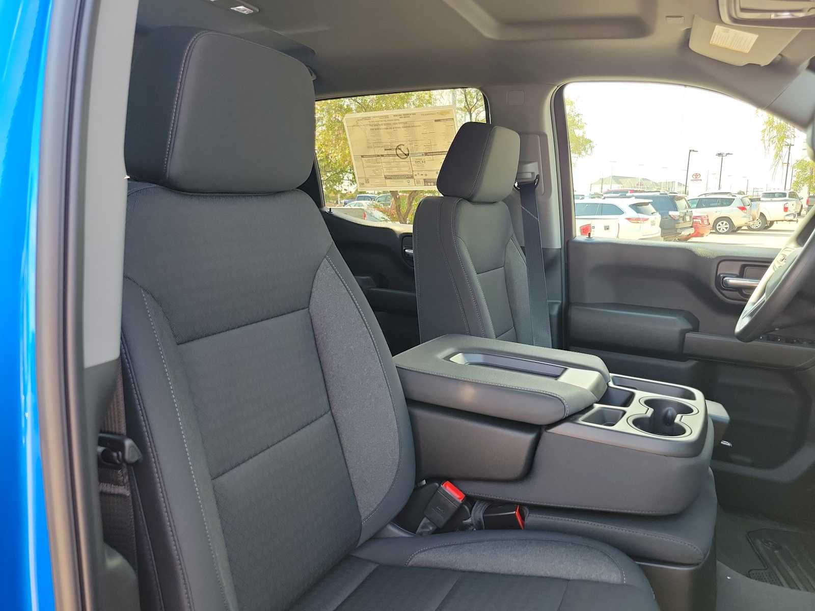 Thumbnail: 2025 Chevrolet Silverado 1500 - 14