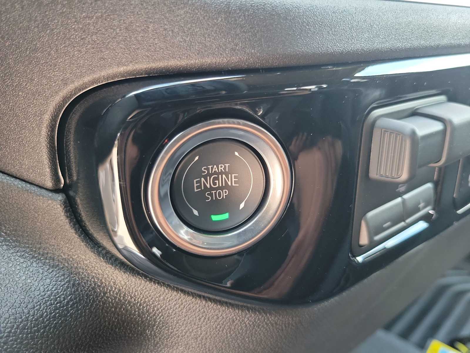 Thumbnail: 2026 Chevrolet Silverado 1500 - 21