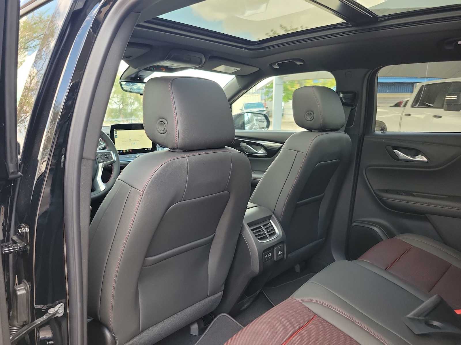 Thumbnail: 2025 Chevrolet Blazer - 12