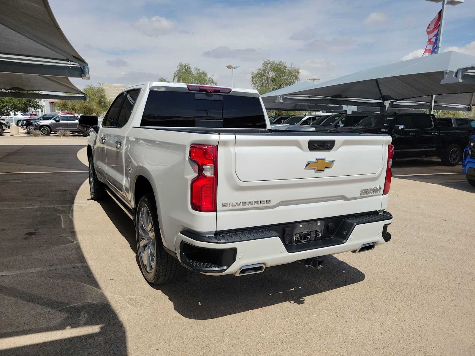 Thumbnail: 2022 Chevrolet Silverado 1500 - 4