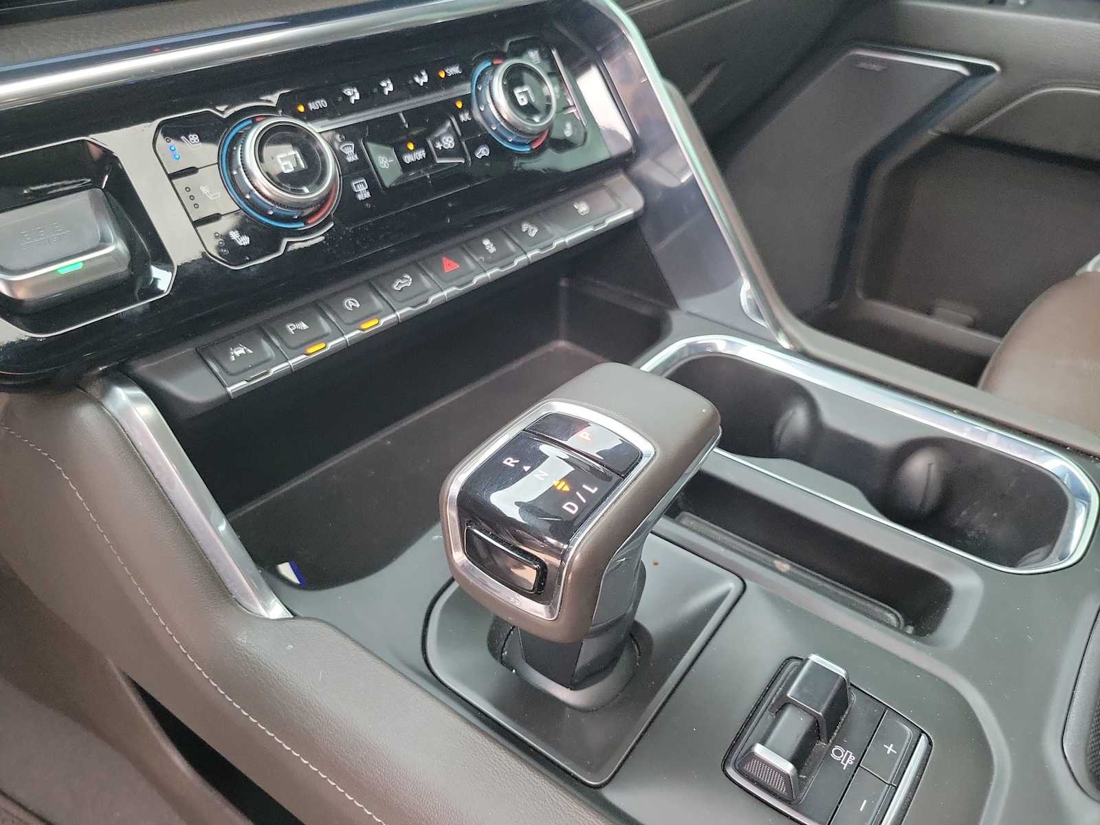 Thumbnail: 2023 GMC Sierra 1500 - 21