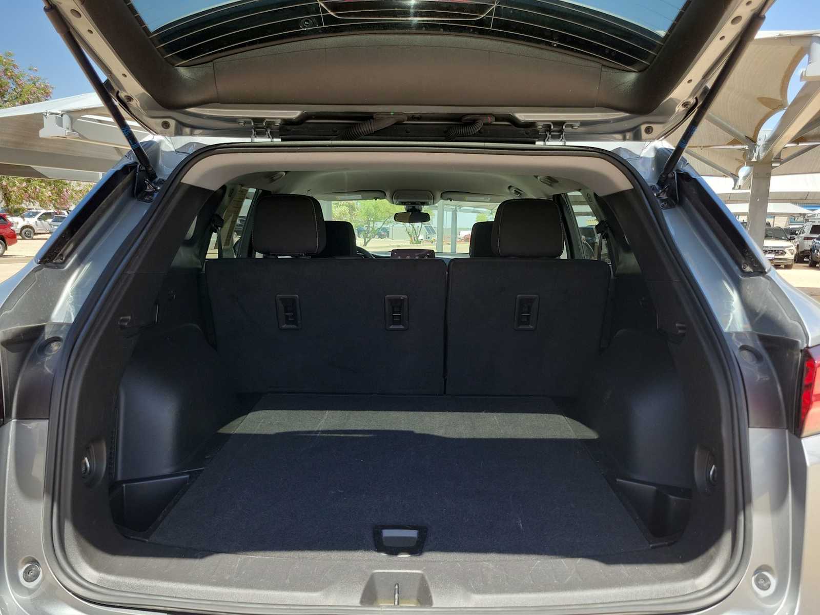 Thumbnail: 2025 Chevrolet Blazer - 23